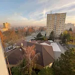 Sabo Komenskeho Apartment *